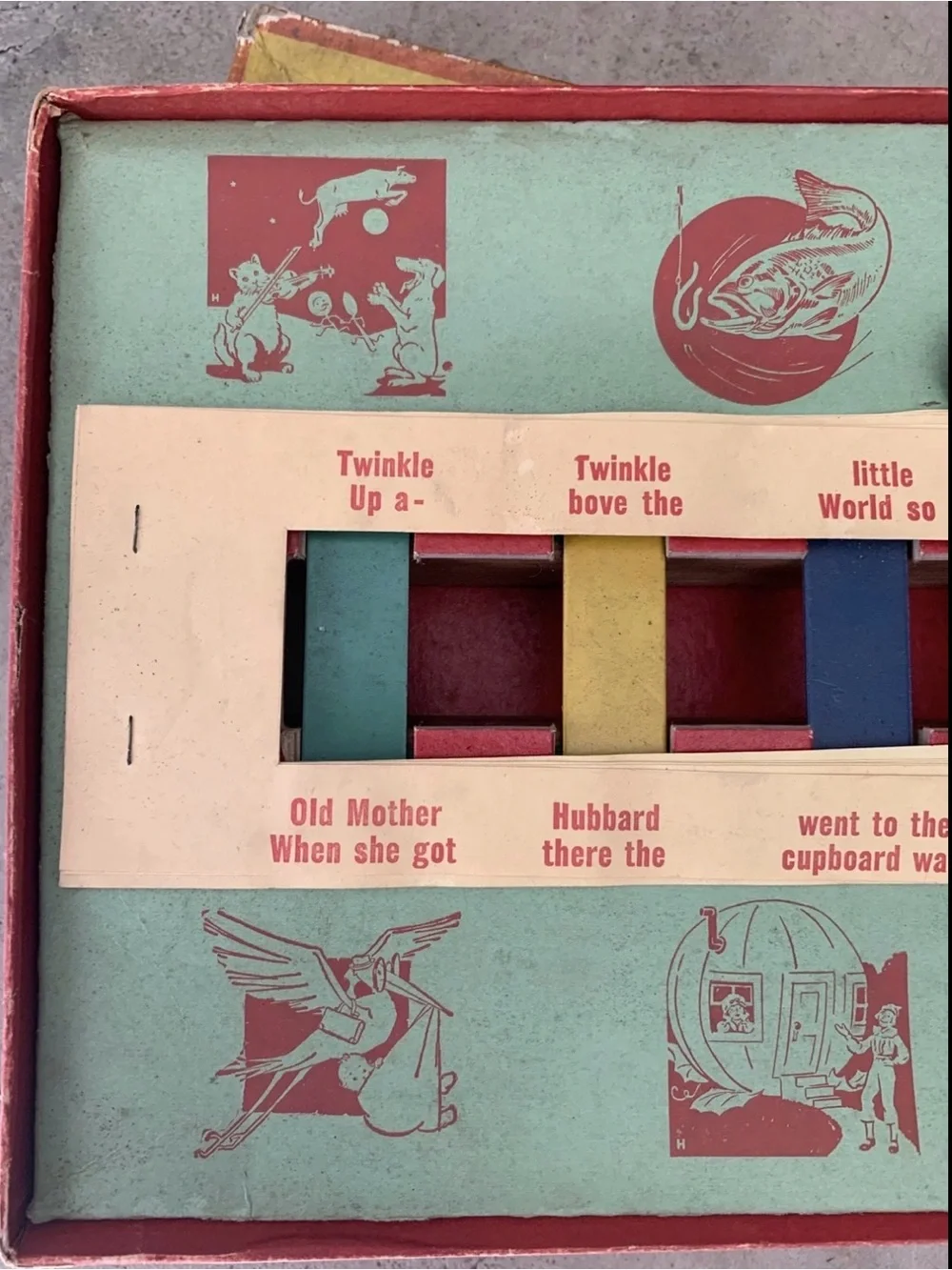 Vintage/antique Child’s Xylophone In A Board Game Box